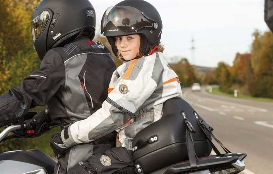 Со скольки лет можно начать ездить на мотоцикле возраст для старта и правила